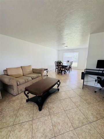11306 Lovebird Lane, Houston, TX 77067