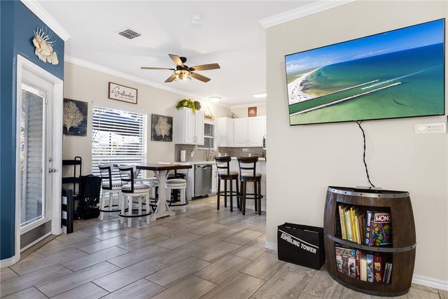 15637 Cruiser St B, Corpus Christi, TX 78418