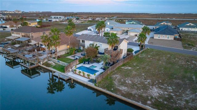 15637 Cruiser St B, Corpus Christi, TX 78418