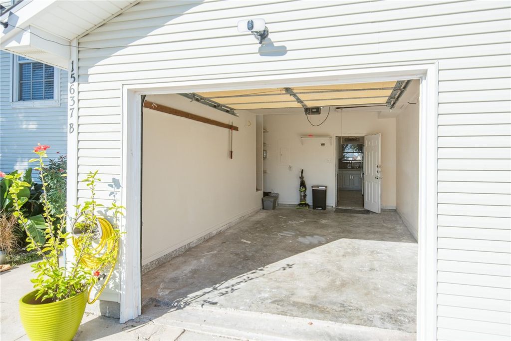 15637 Cruiser St B, Corpus Christi, TX 78418 — photo 4