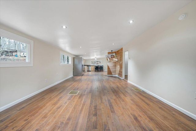 1203 Bottom Creek LN, Bent Mountain, VA 24059