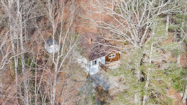 1203 Bottom Creek LN, Bent Mountain, VA 24059