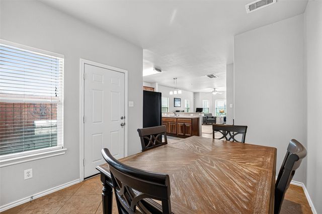 1911 Kemah Village Drive, Kemah, TX 77565