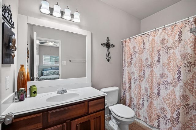 1911 Kemah Village Drive, Kemah, TX 77565