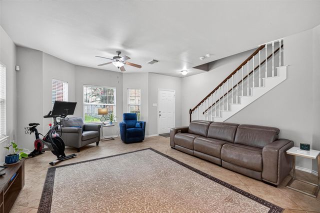 1911 Kemah Village Drive, Kemah, TX 77565