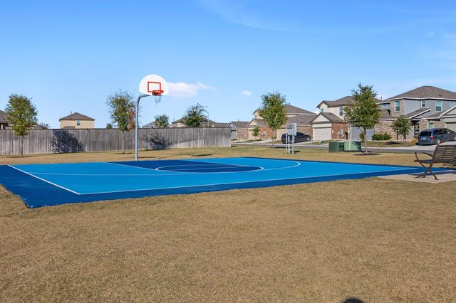 209 Donnington DR, Hutto, TX 78634