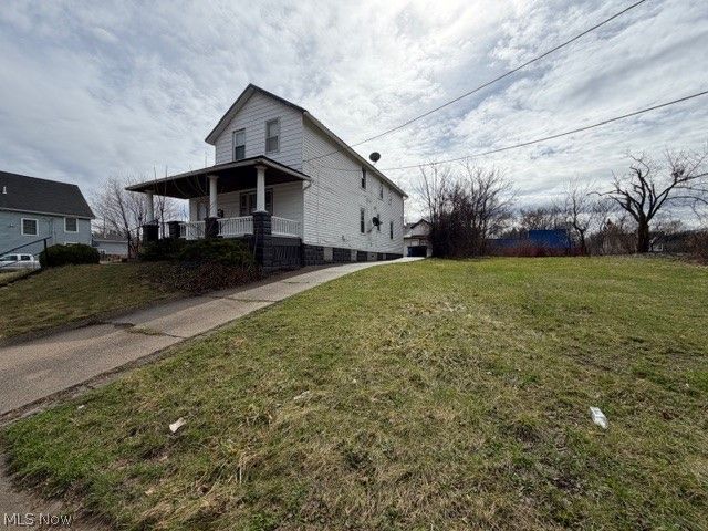 7120 Canton Avenue, Cleveland, OH 44105