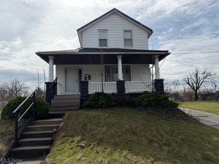 7120 Canton Avenue, Cleveland, OH 44105