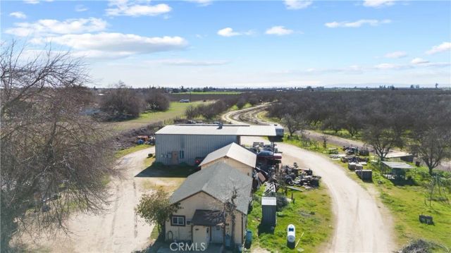 14127 Vinewood Avenue, Livingston, CA 95334