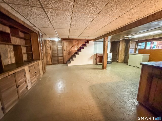 27 Londonderry Drive, Wallingford, CT 06492