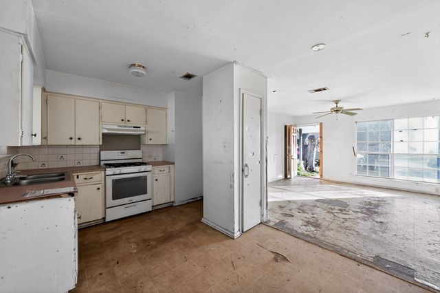 1705 Cherry Meadow CIR, Austin, TX 78745