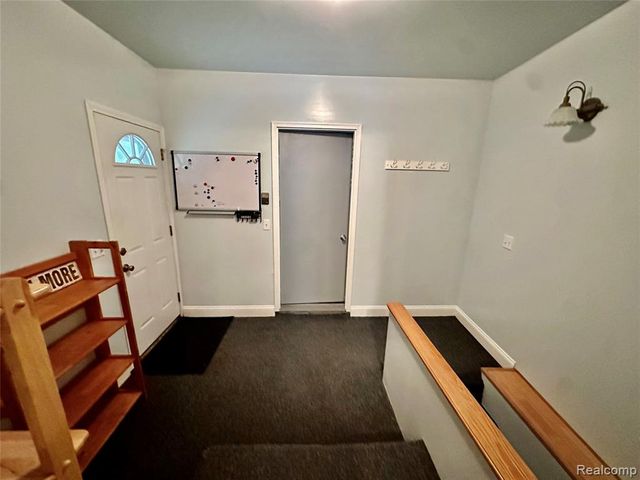 3404 Rockhaven Avenue, Rochester Hills, MI 48309