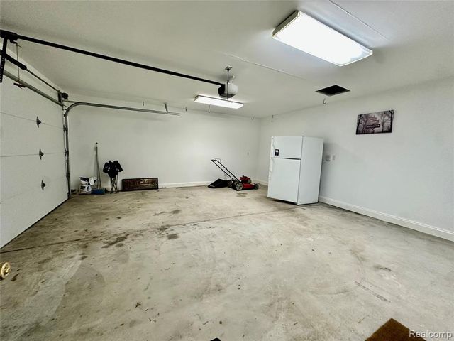 3404 Rockhaven Avenue, Rochester Hills, MI 48309