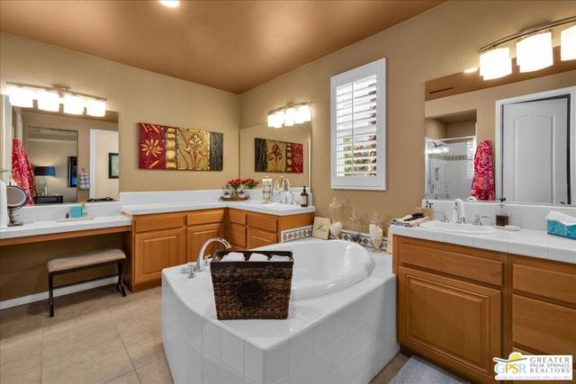 2 Lake Tahoe Drive, Rancho Mirage, CA 92270