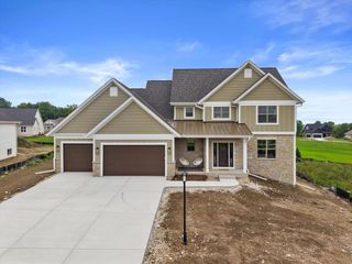 N66W21349 Sweet Clover DRIVE, Menomonee Falls, WI 53051