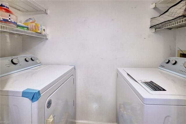 225 Ridge Wood DR, Hampton, VA 23666