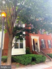 1536 NORTHERN NECK DR #201, Vienna, VA 22182