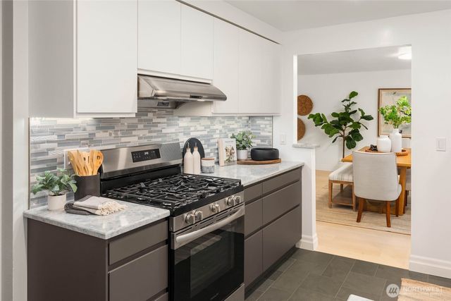 11704 NE 145th Street, Kirkland, WA 98034