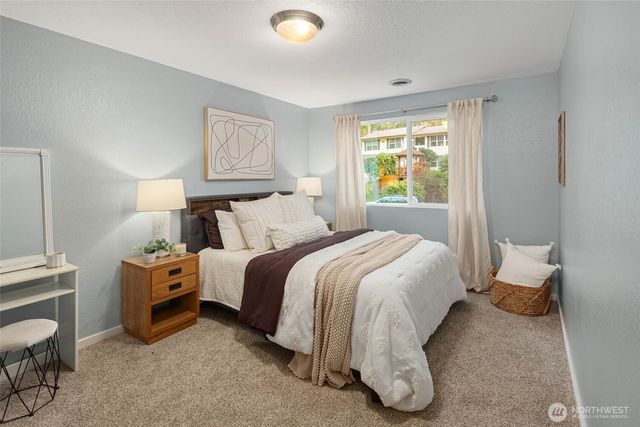 11704 NE 145th Street, Kirkland, WA 98034