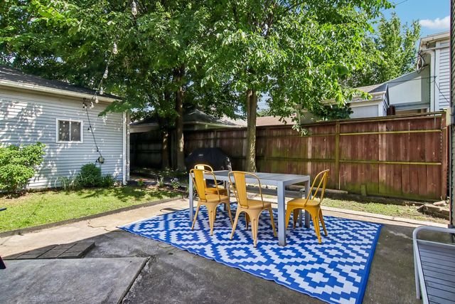 1116 S Harvey Avenue, Oak Park, IL 60304