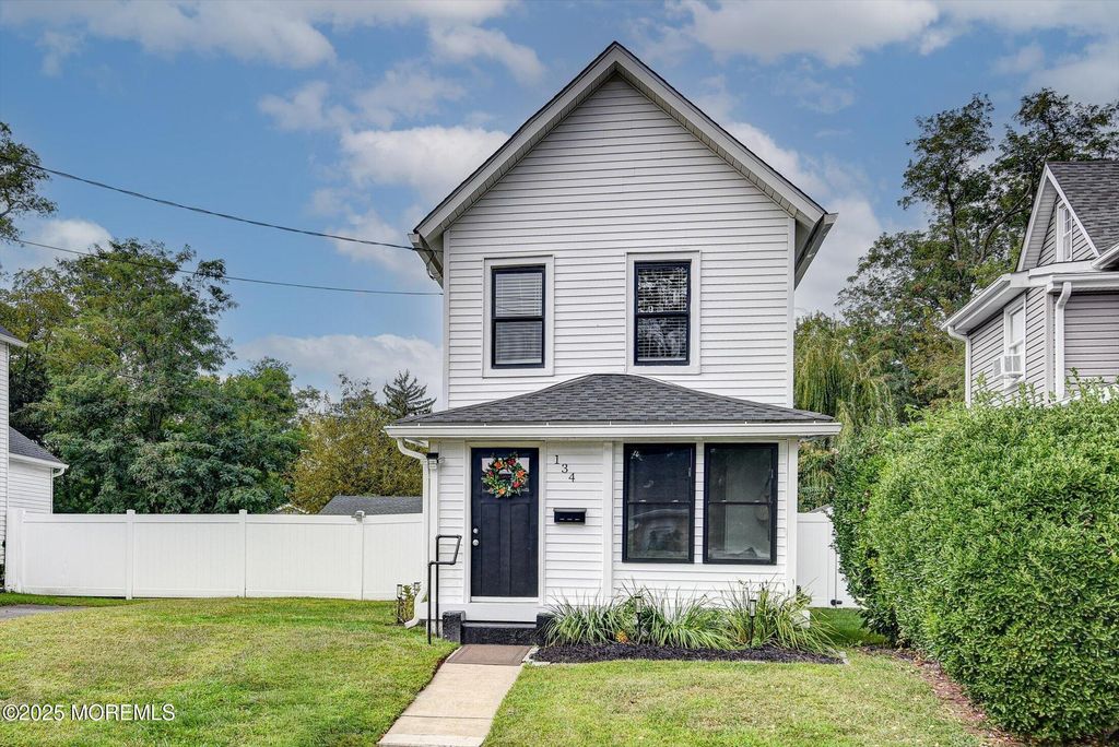134 Anelve Avenue, Neptune Township, NJ 07753