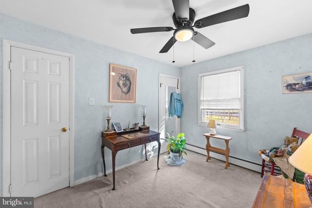 317 JULIUSTOWN RD, Columbus, NJ 08022