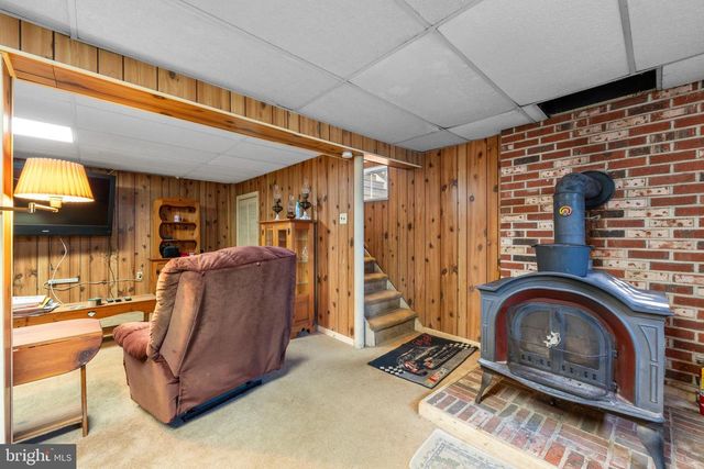 317 JULIUSTOWN RD, Columbus, NJ 08022