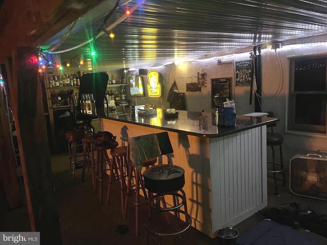 317 JULIUSTOWN RD, Columbus, NJ 08022