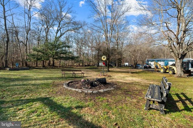 317 JULIUSTOWN RD, Columbus, NJ 08022