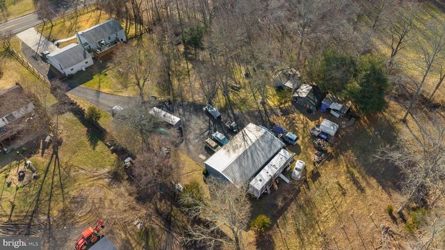 317 JULIUSTOWN RD, Columbus, NJ 08022