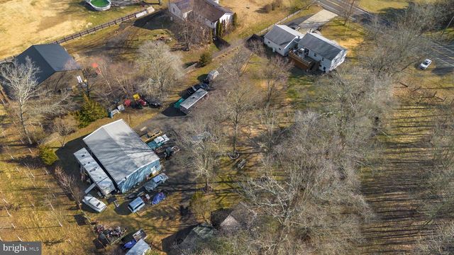 317 JULIUSTOWN RD, Columbus, NJ 08022