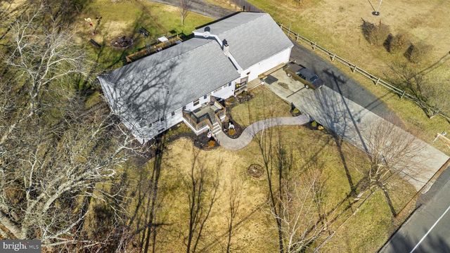 317 JULIUSTOWN RD, Columbus, NJ 08022