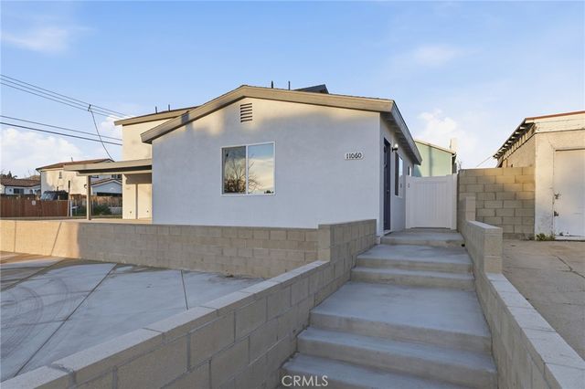 11062 11060 Oneida Avenue, San Fernando, CA 91340