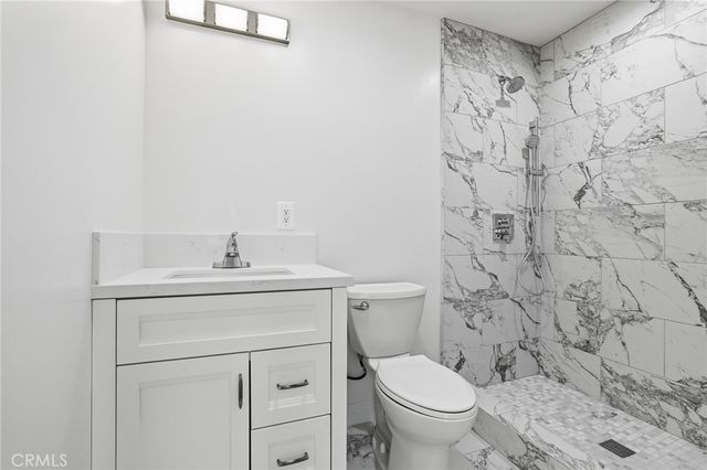 11062 11060 Oneida Avenue, San Fernando, CA 91340