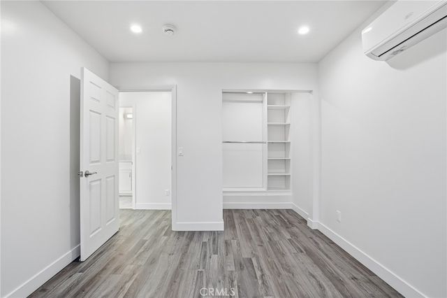 11062 11060 Oneida Avenue, San Fernando, CA 91340