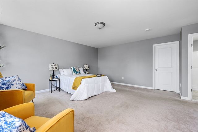 14 Grandview Ave, Fairhaven, MA 02719