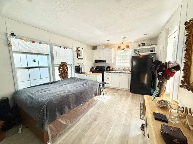 521 Forest Park, Middletown, RI 02842