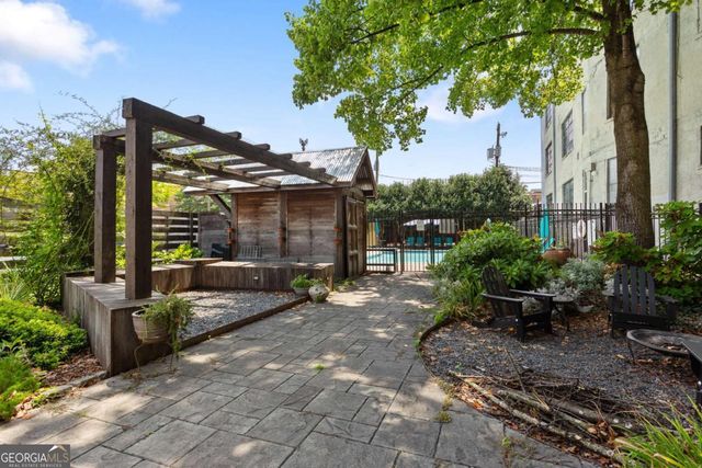 172 Haynes Street SW 304, Atlanta, GA 30313