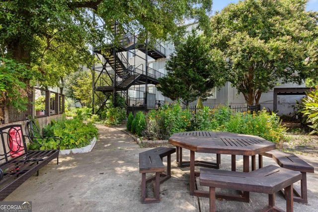 172 Haynes Street SW 304, Atlanta, GA 30313