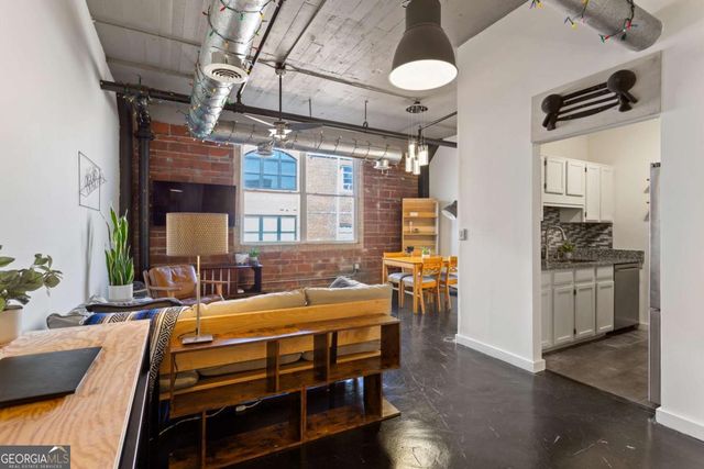 172 Haynes Street SW 304, Atlanta, GA 30313