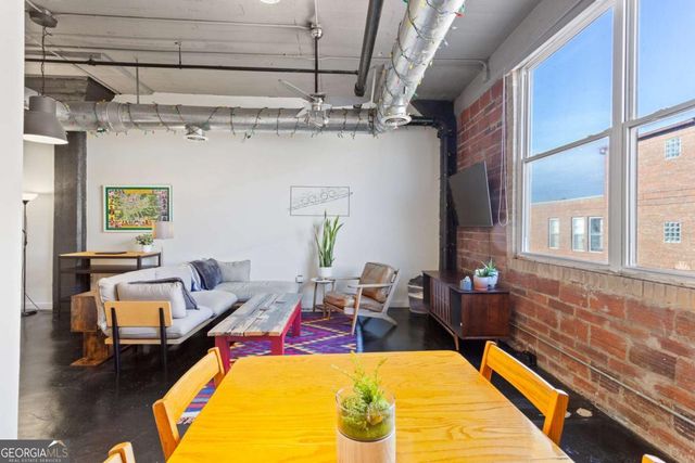 172 Haynes Street SW 304, Atlanta, GA 30313