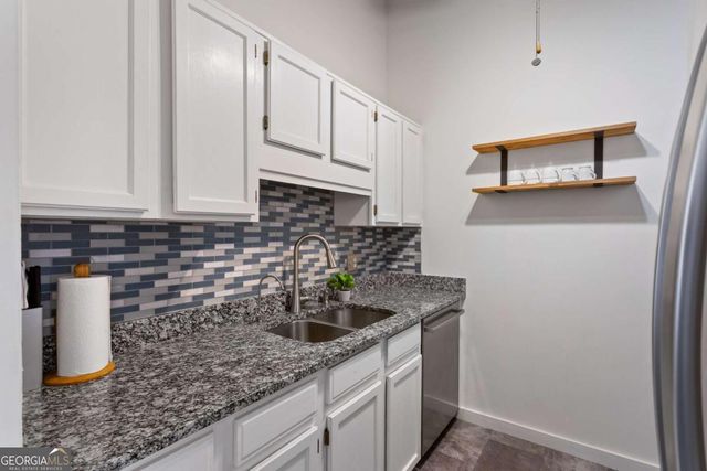 172 Haynes Street SW 304, Atlanta, GA 30313