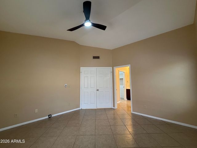 7568 W KERRY Lane, Glendale, AZ 85308