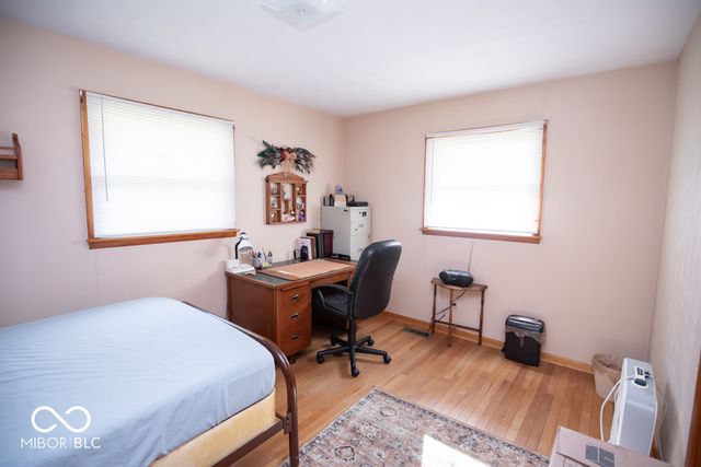 174 E Norris Hts, North Vernon, IN 47265