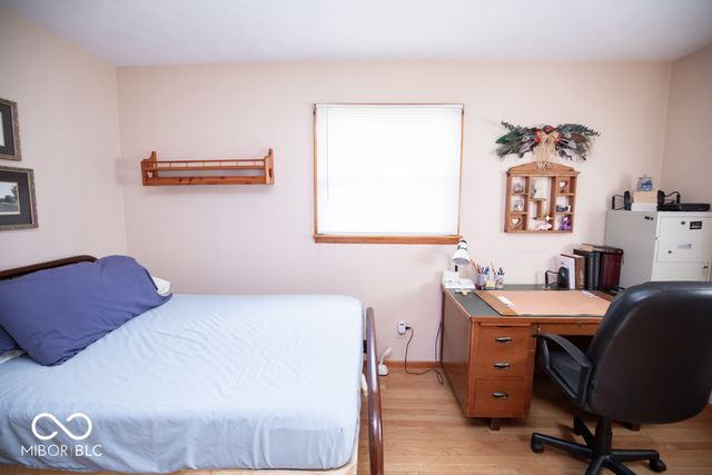 174 E Norris Hts, North Vernon, IN 47265