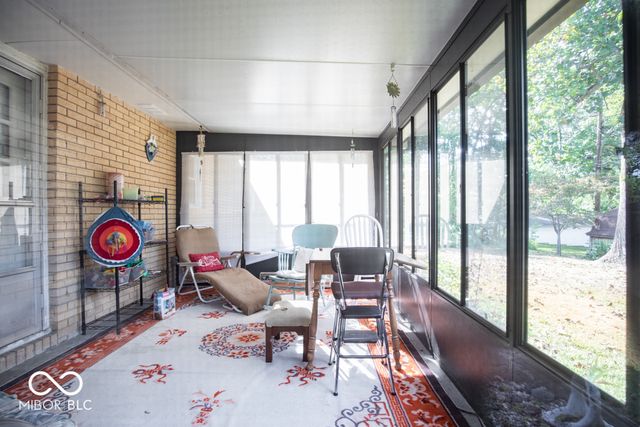 174 E Norris Hts, North Vernon, IN 47265