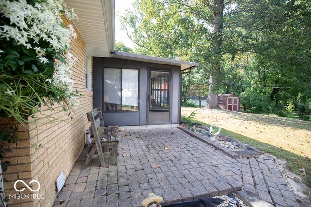 174 E Norris Hts, North Vernon, IN 47265