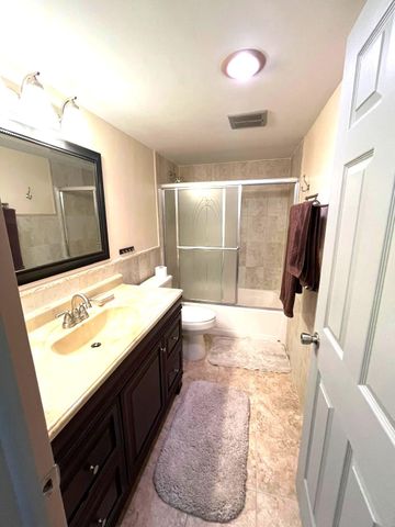 4092 Inverrary Drive Unit B12, Lauderhill, FL 33319