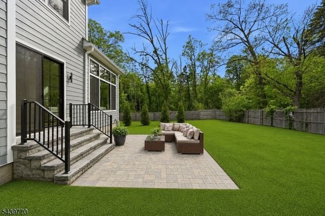 1 Clive Hills Rd, Millburn Twp., NJ 07078