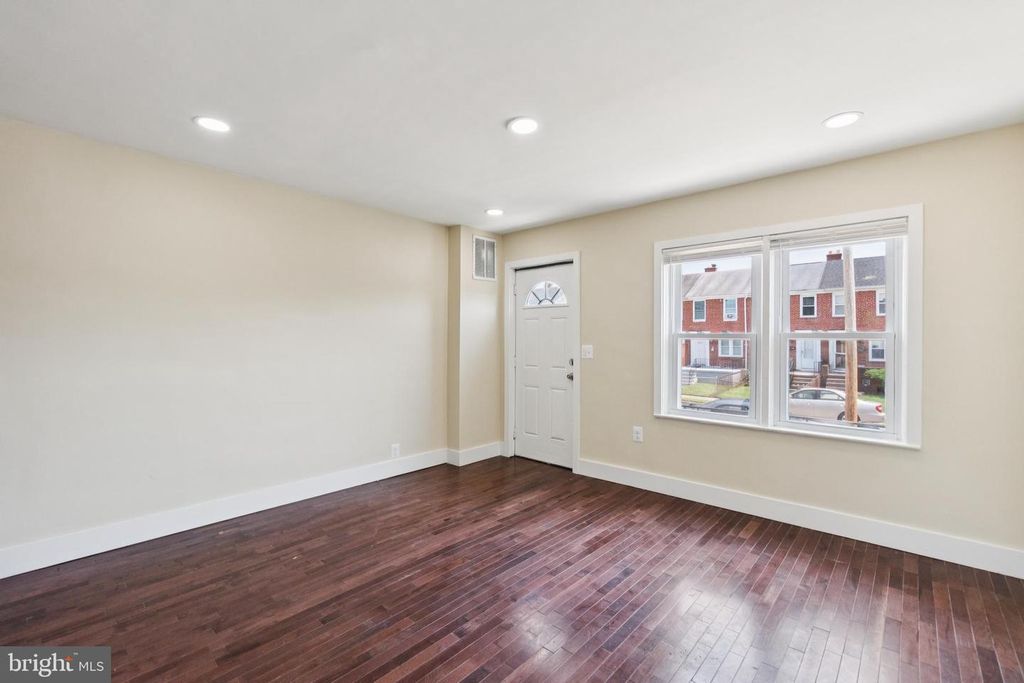 510 SEAGULL AVE, Baltimore, MD 21225